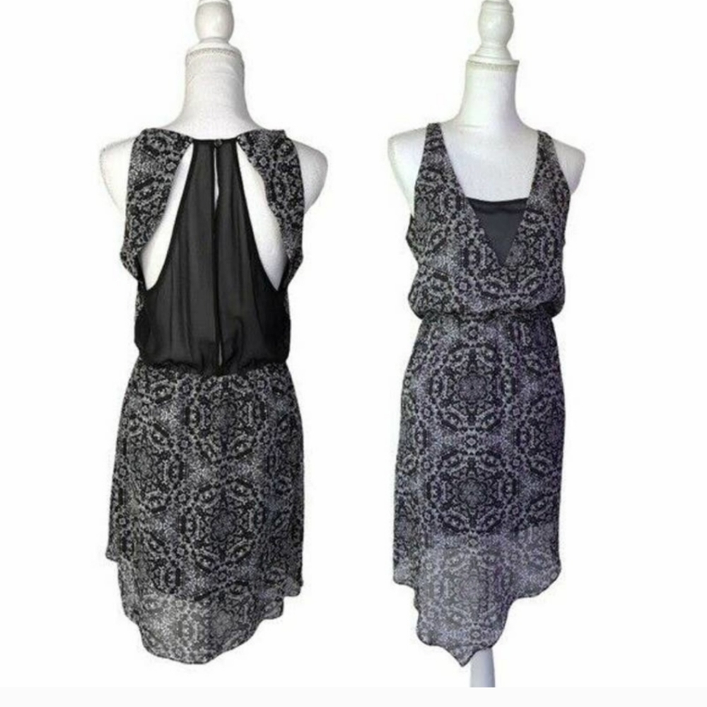 Bcbgeneration Gray Medallion Print Sleeveless Ope… - image 1